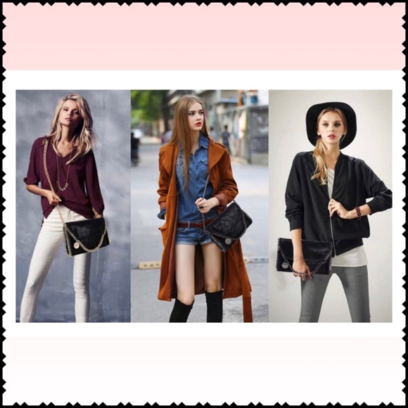 Stunning Chain-Trimmed Crossbody Bag in Grey - Picture 9 of 9